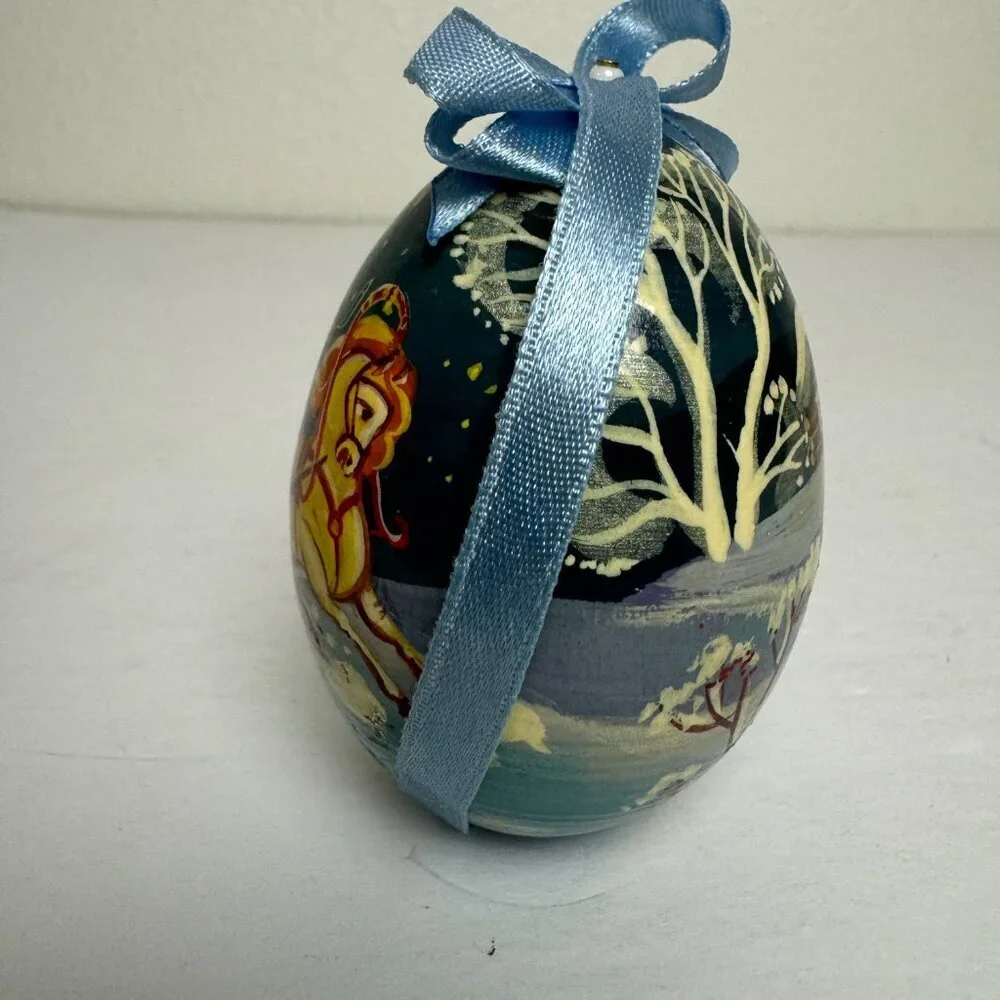 Russian Hand Painted Folk Art Lacquer Egg Winter Horse Village Signed